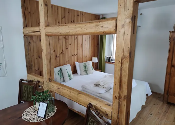 Dom Nad Potokiem منزل للإقامة *